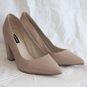 Nine West "Cara" Block Pumps Slip On Dress Heels (Size 9) in Nude